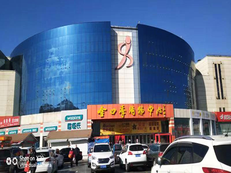 购物中间泊车场办理案例
